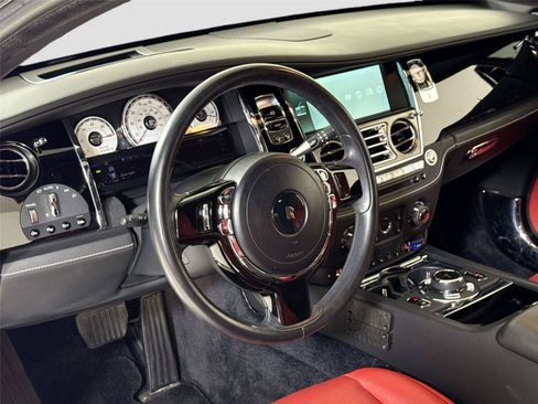 Used 2017 Rolls-Royce Wraith RWD image 16