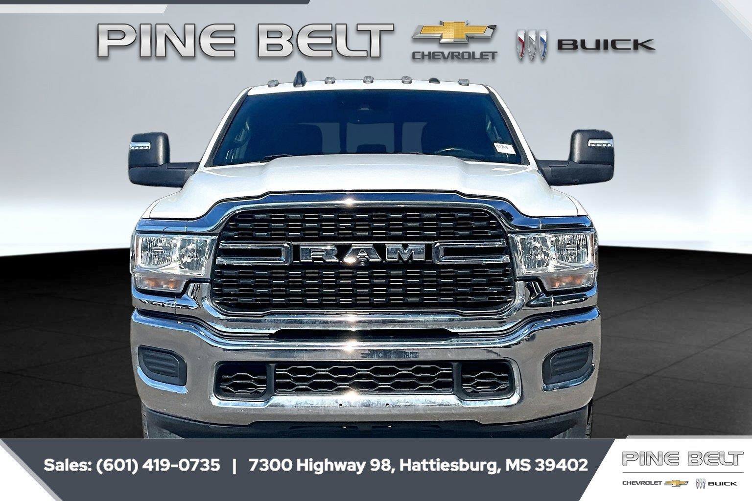 Used 2023 RAM 2500 Tradesman w/ Safety Group AWD/4WD image 3