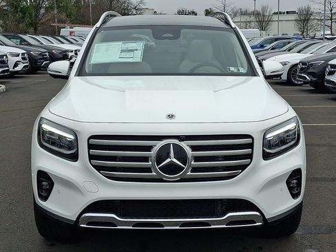 New 2026 Mercedes-Benz GLB 250 4MATIC image 2