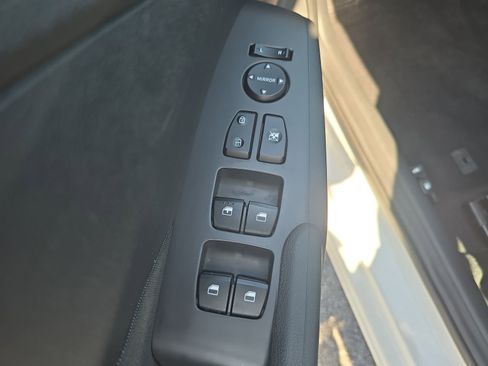 Used 2022 Hyundai Accent SE FWD image 14