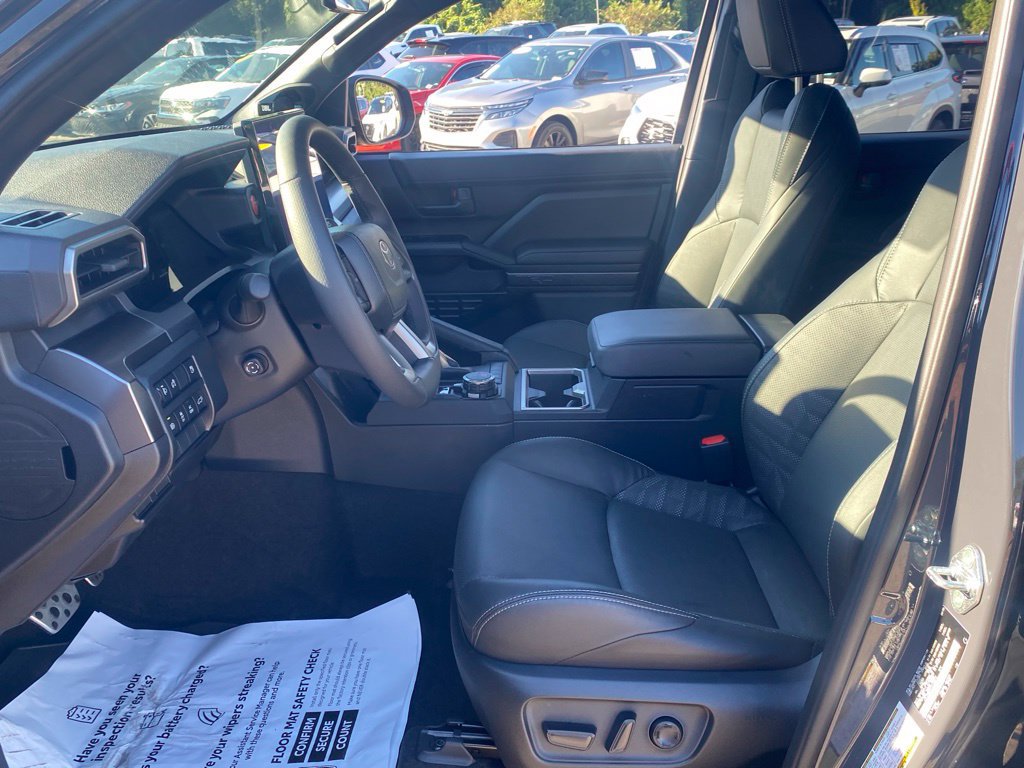 Used 2026 Toyota 4Runner TRD Sport Premium AWD/4WD image 5
