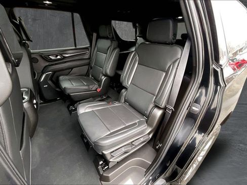 Used 2021 GMC Yukon Denali w/ Denali Ultimate Package image 22