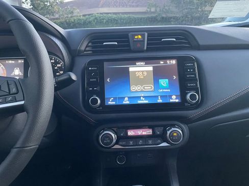 New 2025 Nissan Versa SR w/ Trunk Package image 20