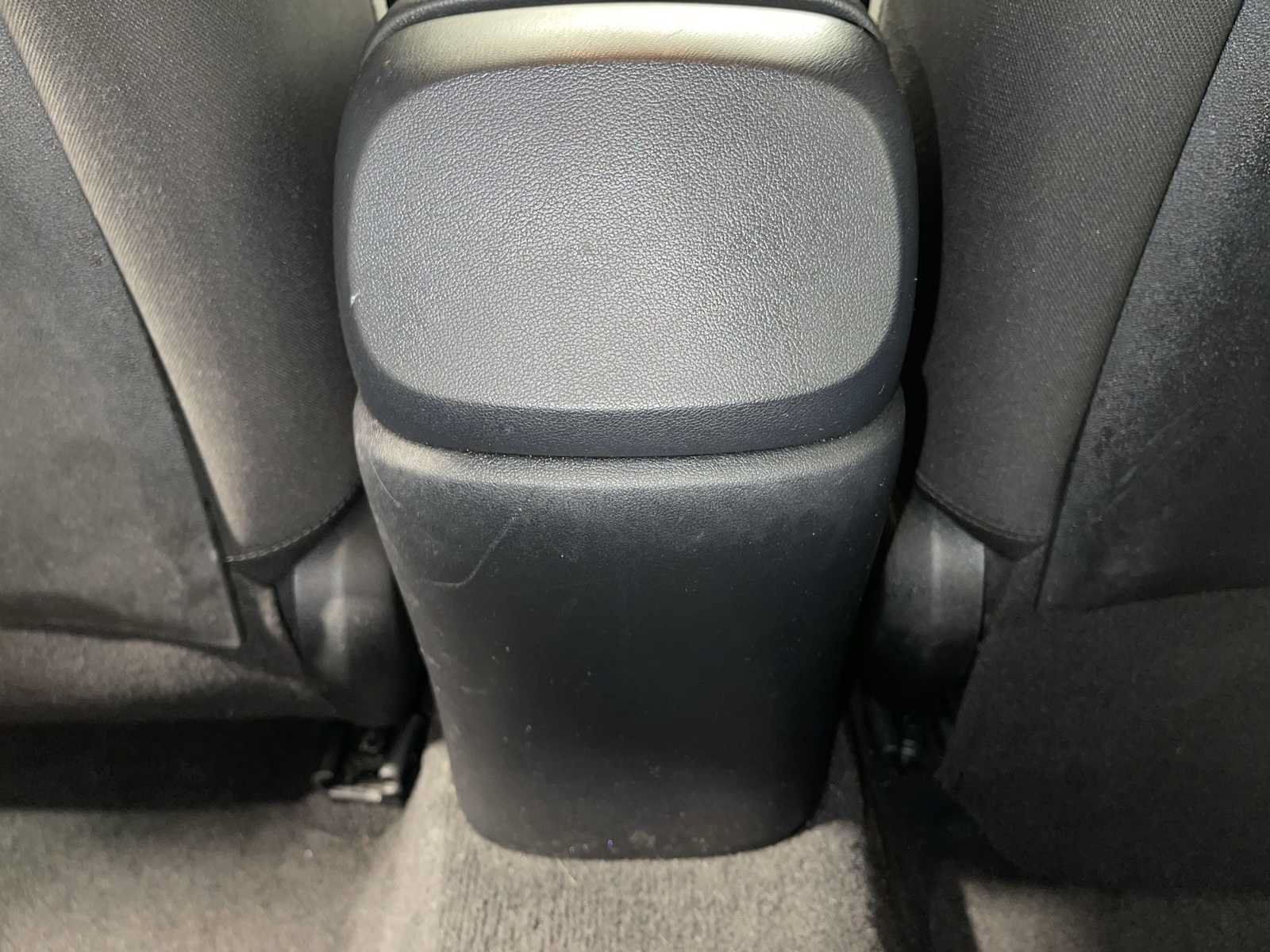 Used 2021 Hyundai Elantra SEL FWD image 25