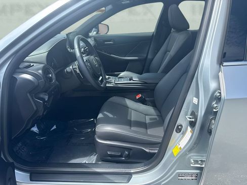 Used 2025 Lexus IS 350 F Sport RWD image 8
