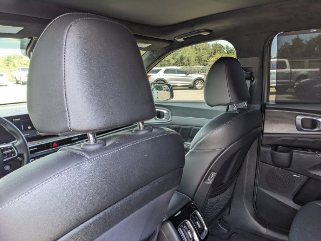 Used 2025 Kia Sorento SX Prestige AWD/4WD image 19