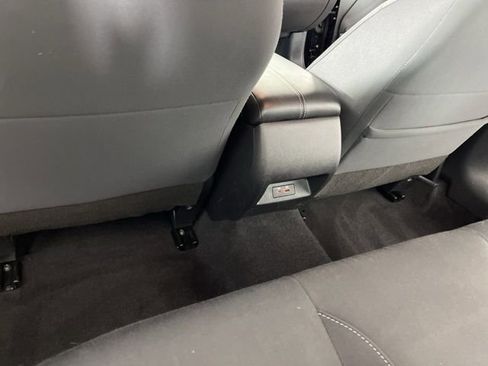 Used 2024 Nissan Altima 2.5 SV image 43