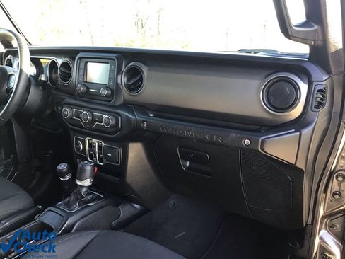 Used 2019 Jeep Wrangler Unlimited Sport S image 19