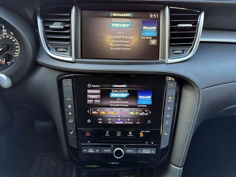 Used 2021 INFINITI QX50 Luxe image 25