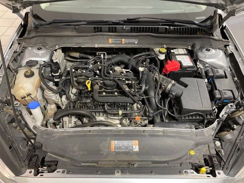 Used 2020 Ford Fusion SE FWD image 26