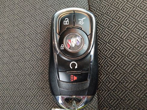 Used 2023 Buick Encore GX Select w/ Sport Touring Package image 32