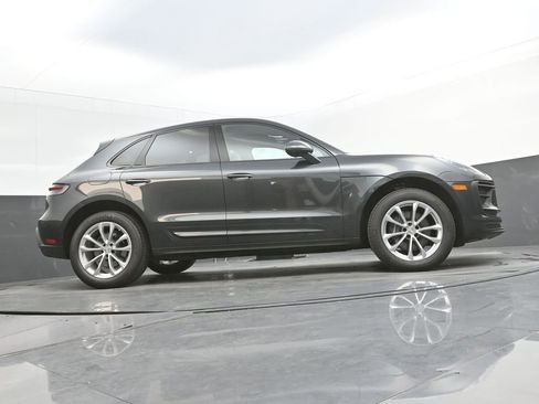 New 2025 Porsche Macan image 38