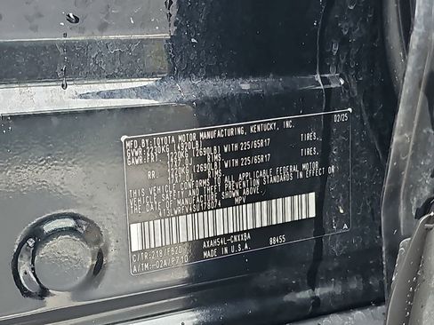 Used 2025 Toyota RAV4 LE image 38