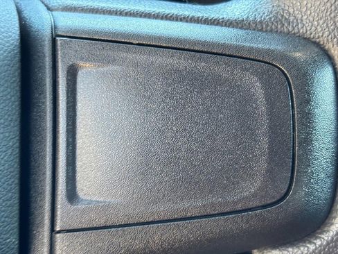 Used 2025 Chevrolet Silverado 2500 Custom w/ Custom Value Package image 18