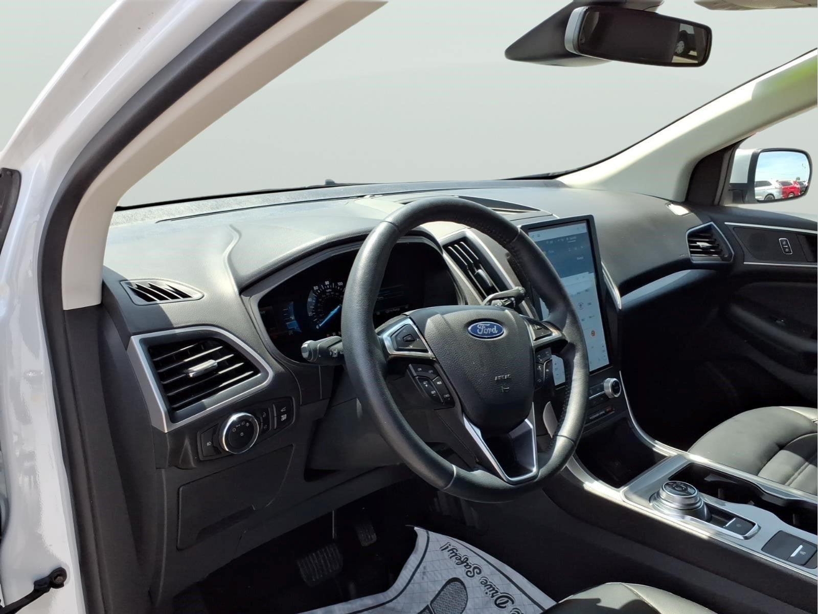 Used 2024 Ford Edge SEL w/ Convenience Package AWD/4WD image 11