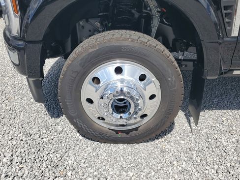 New 2026 Ford F450 Platinum w/ Platinum Plus Package image 6