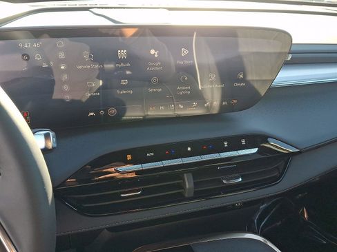 New 2026 Buick Enclave Avenir w/ Super Cruise Package image 7