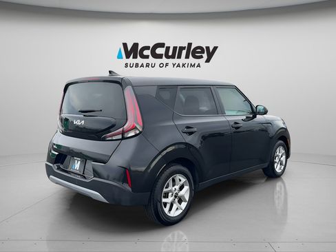 Used 2024 Kia Soul LX w/ Option Group 015 FWD image 6