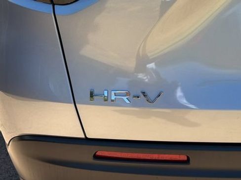 New 2027 Honda HR-V LX image 12