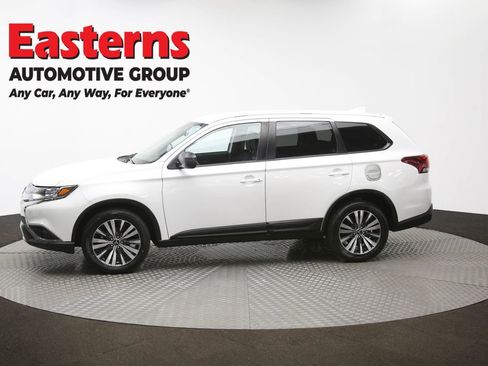 Used 2020 Mitsubishi Outlander ES image 58
