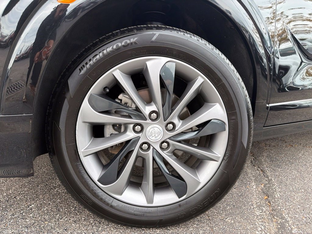 Certified 2022 Buick Encore GX Select w/ Sport Touring Package AWD/4WD image 11