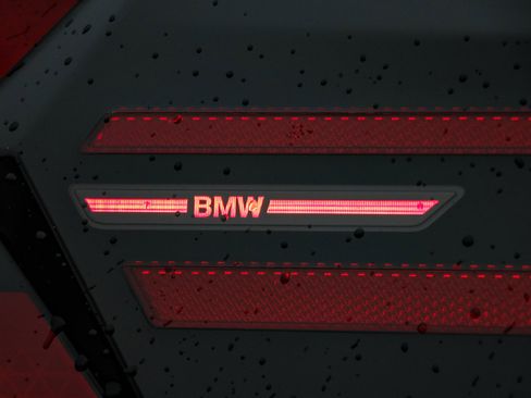 New 2026 BMW X5 M60i image 20