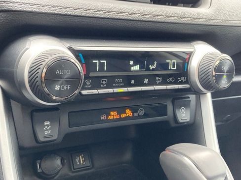 Used 2024 Toyota RAV4 XLE Premium image 23