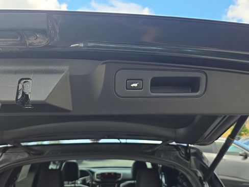 Used 2025 Honda Passport TrailSport image 8