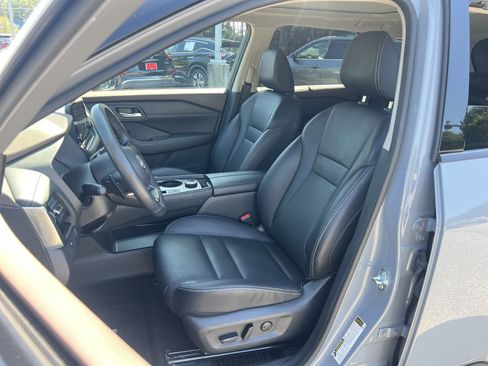 Used 2023 Nissan Rogue SL w/ SL Premium Package AWD/4WD image 18