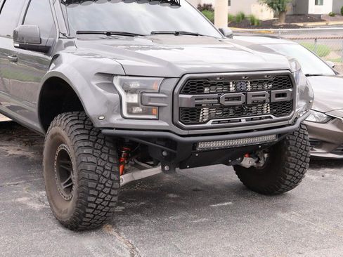 Used 2020 Ford F150 Raptor w/ Equipment Group 802A Luxury AWD/4WD image 2