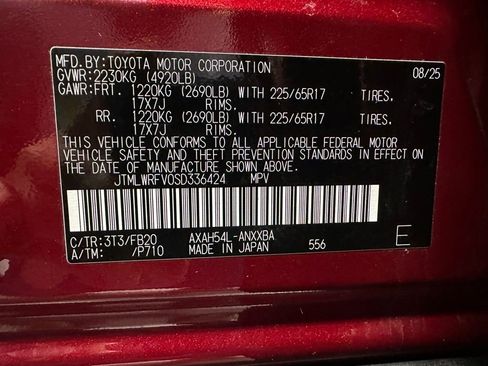 Used 2025 Toyota RAV4 LE AWD/4WD image 11