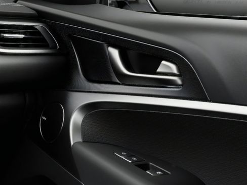 New 2026 Genesis G70 2.5T Prestige image 21