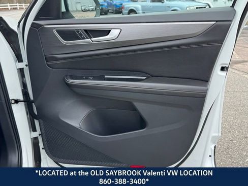 Certified 2025 Volkswagen Atlas Cross Sport SE w/ Black Wheel Package AWD/4WD image 30