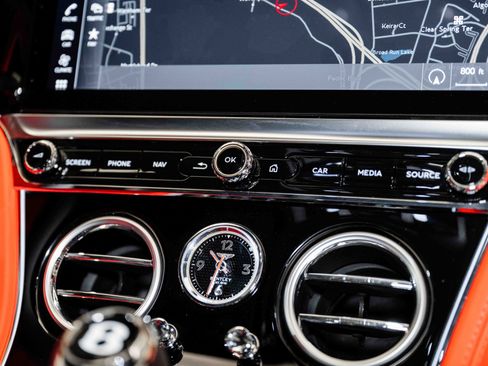 Used 2024 Bentley Continental GT V8 image 28