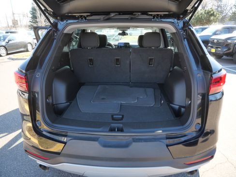 Used 2025 Chevrolet Blazer LT AWD/4WD image 18