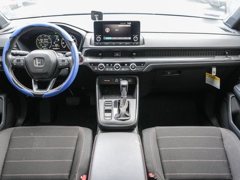 Used 2025 Honda CR-V Sport image 11