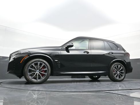 New 2026 BMW X5 xDrive50e w/ M Sport Package image 25
