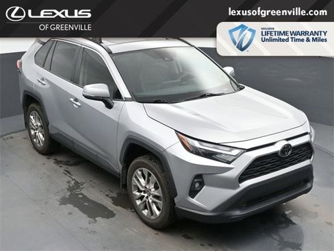 Used 2024 Toyota RAV4 XLE Premium image 31