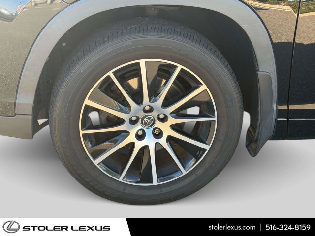 Used 2018 Toyota Highlander SE w/ Protection Package #3 AWD/4WD image 7