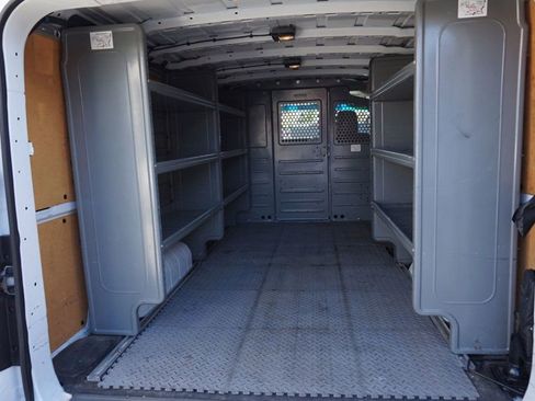 Used 2019 Nissan NV 2500 SV w/ Navigation Package image 9