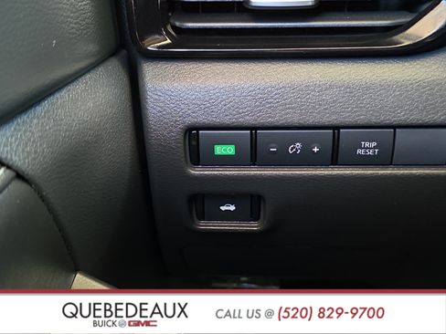 Used 2025 Nissan Sentra SV w/ Trunk Package FWD image 22