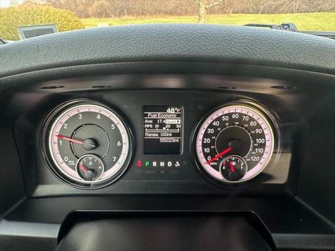 Certified 2019 RAM 1500 Express image 30
