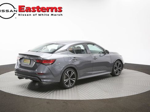 Used 2023 Nissan Sentra SR w/ SR Premium Package FWD image 41