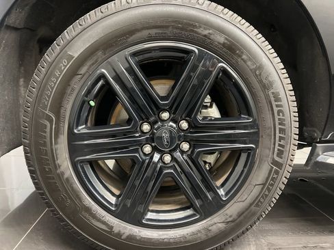 Certified 2020 Ford Expedition XLT w/ Equipment Group 202A AWD/4WD image 7