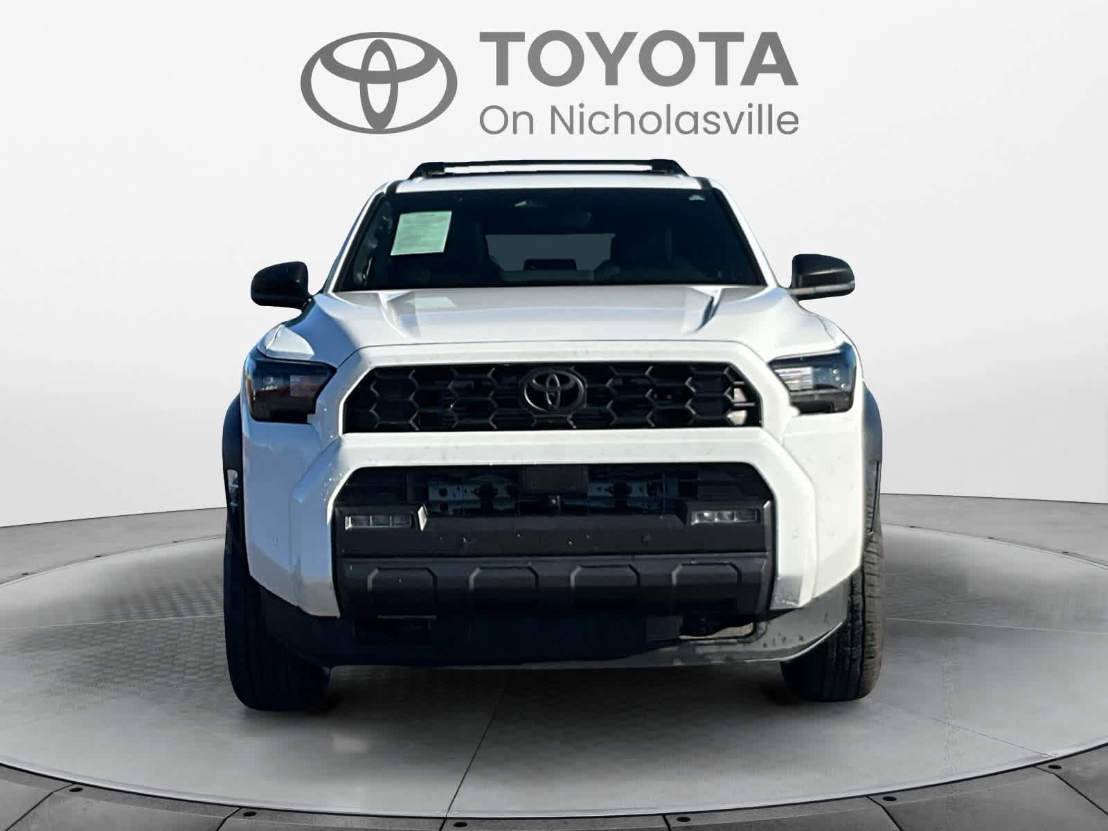 Used 2025 Toyota 4Runner TRD Off-Road Premium AWD/4WD image 8