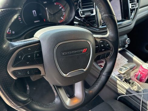 Used 2022 Dodge Durango SXT w/ Anodized Platinum Package AWD/4WD image 5