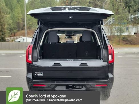 Certified 2025 Ford Expedition Active AWD/4WD image 21