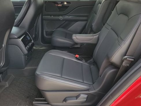 New 2026 Lincoln Aviator AWD w/ Jet Appearance Package image 7