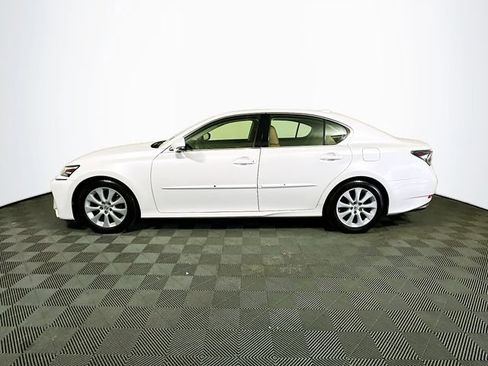 Used 2016 Lexus GS 200t image 5
