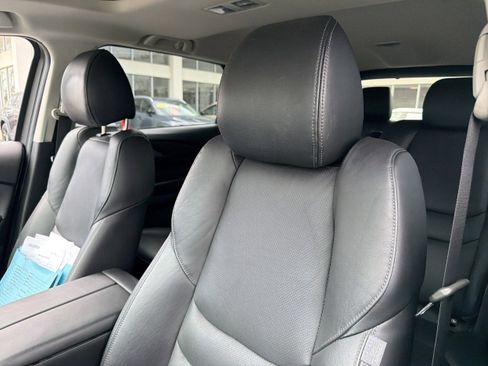 Used 2023 MAZDA CX-9 Touring image 10